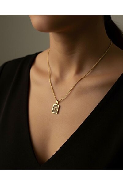 Winy Concept Gold Renk Güneş Detay Çelik Kadın Kolye