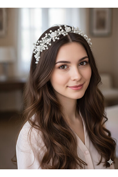 BagsMadame Çiçekli, Gümüş Detaylı İncili Gelin Tacı, Saç Aksesuarı Ve Tokası (Nişan, Nikah, Düğün, Tesettür)