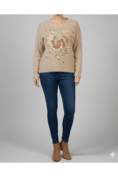 Park Moda Bearded Knitwear Sweater with Heart Detail on the Front and Sprinkled Stones