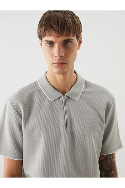 LC Waikiki تي شيرت رجالي بياقة بولو وأكمام قصيرة