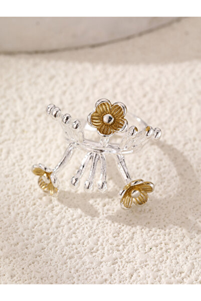 Take Two By Styli Flower Embellished Ring
