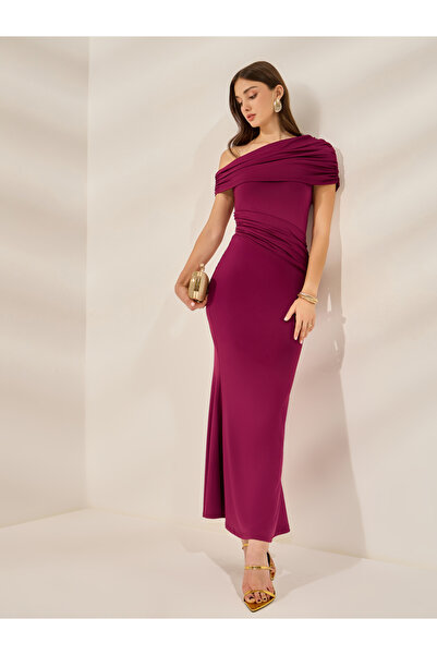 Styli Burgundy Pleated One Shoulder Bodycon Maxi Dress