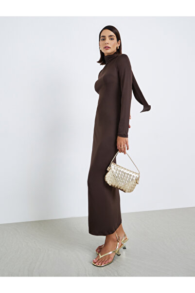 Styli Solid With scarf-style neckline for everyday casual wear Midi Dress