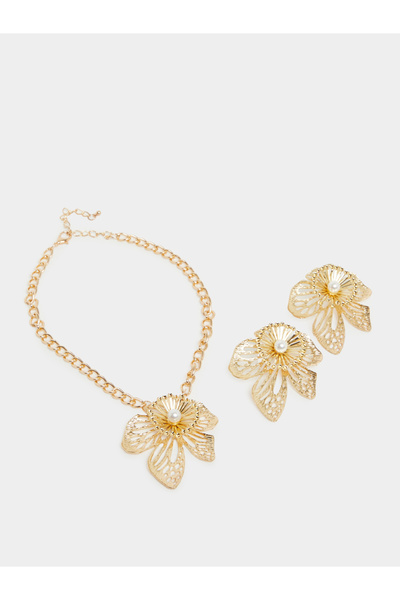 Styli طقم من قطعتين - قلادة وأقراط ذهبية مزينة بالزهور