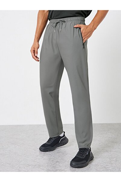 Styli Men Grey Relaxed Track Pant with Zipper Pockets