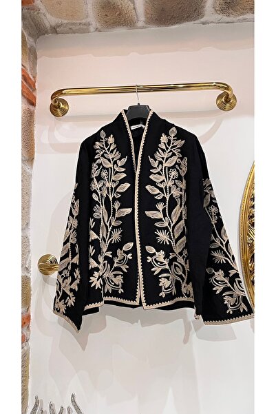 EB SCARF Embroidered Linen Kimono