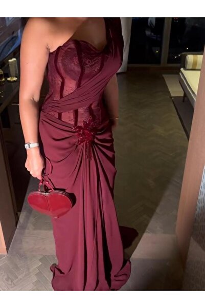 STAYILK DRESSES فستان شيفون جورجيت ودانتيل المزين بالتطريز اليدوي