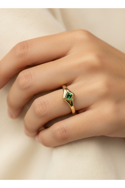 GKCBijoux 316L Çelik Yeşil Zümrüt Renk Taşlı Altın Kaplama Yüzük