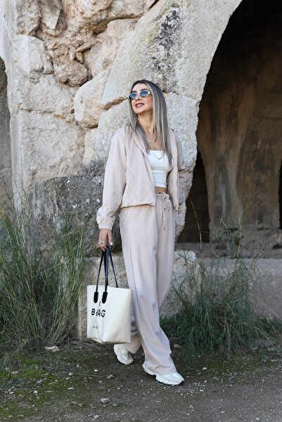 bytugcekaya Beige thin velvet zipper set