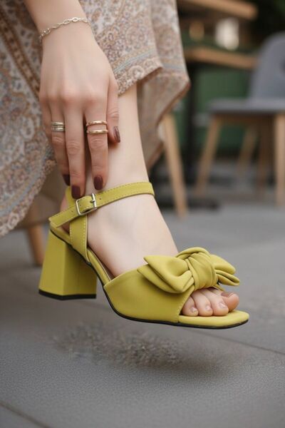 Santamarina Women's Sillvvaa Green Bow Detailed Sandals