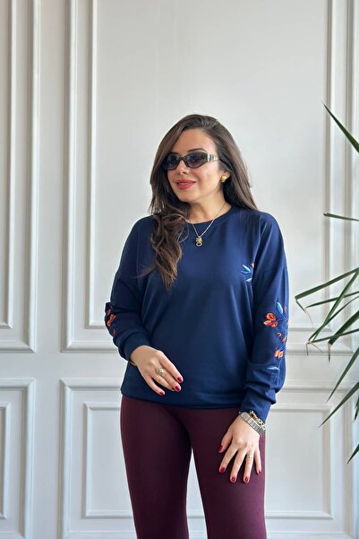 Yağmur Butik Μπλούζα με κέντημα στο μπροστινό μέρος και στα μανίκια