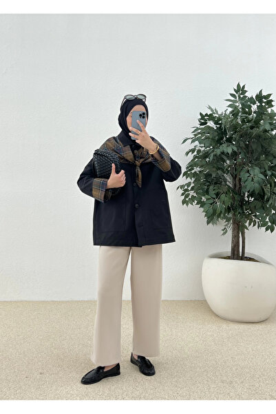 MODA AKSA İÇ EKOSE FULARLI TRENÇKOT Siyah
