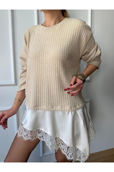 Size Özgü Bej Dantel Detaylı Saten Bluz