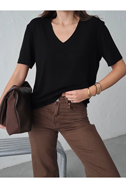 Paw Garage Women's Alexa Buzzy Fabric Basic Body T-Shirt