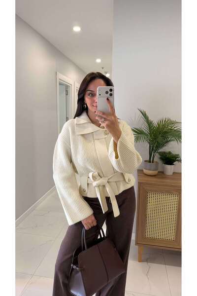 BİRCANÇİL Dlvin Fosi Ecru Gold Buttoned Belted Cardigan