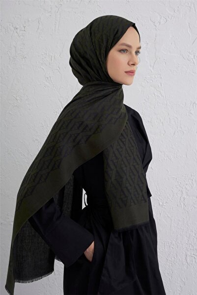 Armine Edition Shawl 06