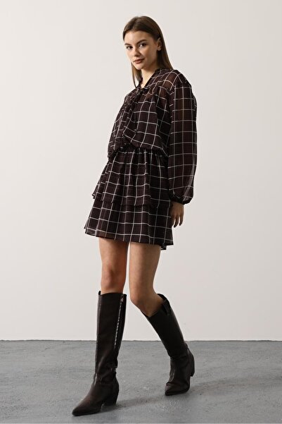 cemo Kat Kat Ekose Bağcıklı Yaka Şifon Mini Elbise