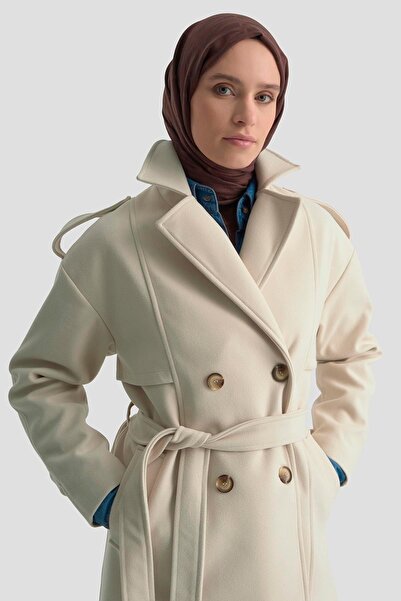Armine Aller Detaylı Düğmeli Manto 25KT1729 Bej