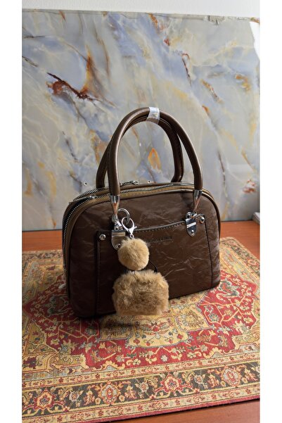 CN شنطة نسائية راقيه من ( الشامواه اللامع)