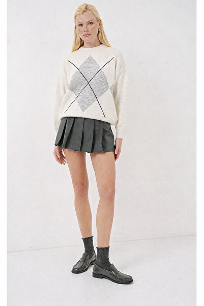 LUSHİGO Women's Ecru Fleece-Lined Diamond Pattern Knitwear Sweater Soft Textured Regular Fit -0027