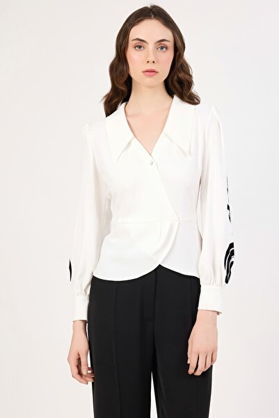 Rain and River بلوزة بياقة مزينة بنقشة الفرو