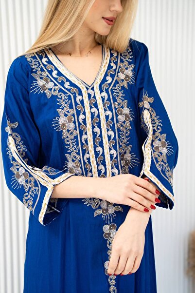 AFandina جلابية أنيقة بتفصيل مريح وتطريز فاخر SM - 2