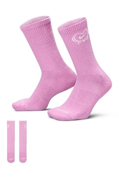 Nike Everyday Plus Cushioned Crew День Святого Валентина Kadın Çorap