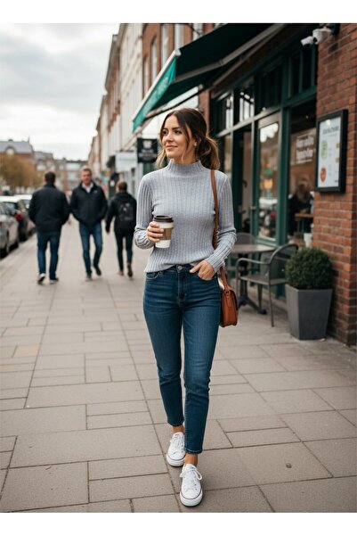 Cataleya Fashion Women's knitted suitcase with high collar