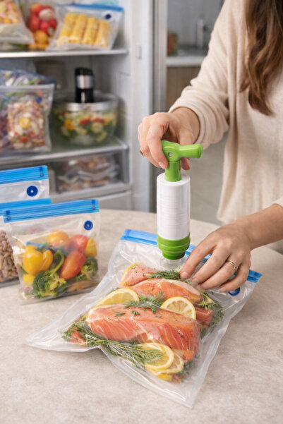 Snow Homs 30 قطعة من أكياس تعبئة الطعام بالتفريغ مع مضخة يدوية، أكياس تعبئة الطعام بالتفريغ قابلة لإعادة الاستخدام