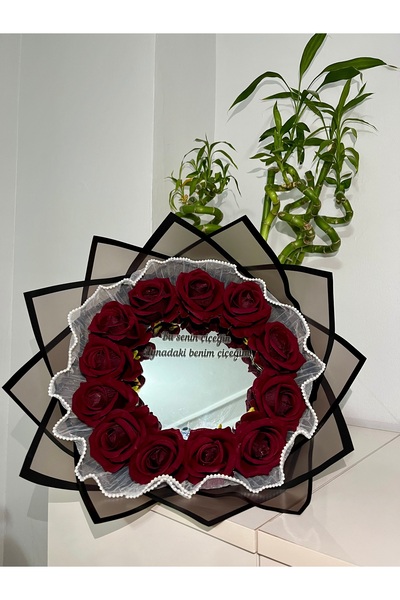 Buket Bordo İnci Tüllü Gül Buketi Aynalı Doğum Günü Buketi Sevgililer Günü Hediyesi Solmayan