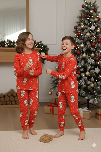 İsobel Kids Unisex pidžama set crvene boje za devojčice i dečake sa novogodiš...