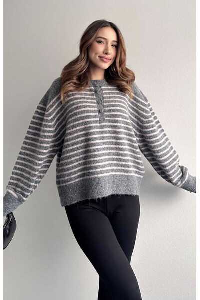 yeditepe fashion Striped Buttoned Oversized Knitwear Sweater