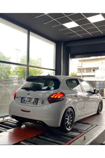 DEMİRTUNİNG Peugeot 208 Beyaz Boyalı Fiber Spoiler Kanat
