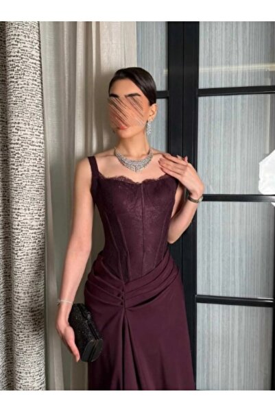 Mira ~فستان راقي دانتيل مع الباربي