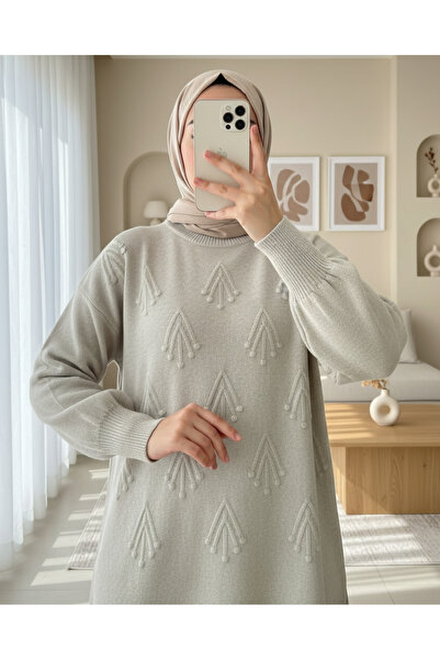 Modamorfo Round Neck Embossed Patterned Slit Knit Sweater -Ecru