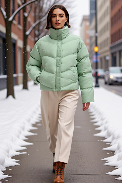 BENERLY Women's Mock Neck Low Arm Long Arm Inflatable Coat 100% Polyester Fun...