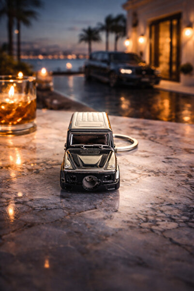 Wishing Accessory Araba Şeklinde Hem Çakmak Hem Anahtarlık