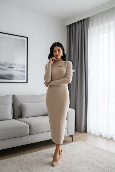 Avelisse Boyunlu Uzun Kollu Peluş Elbise