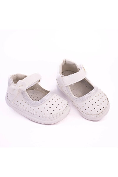 Apawwa White First Steps Shoes with Bow