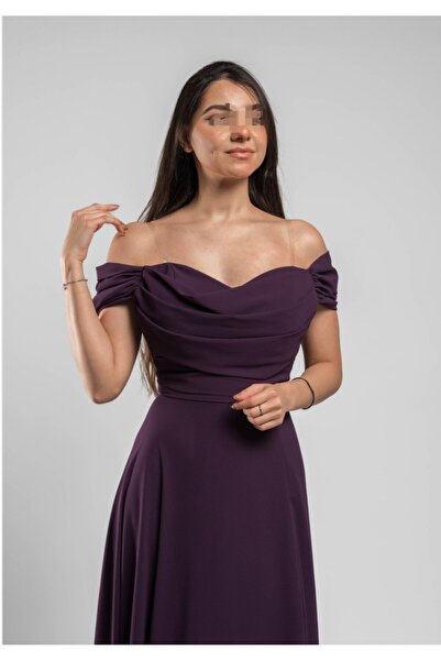 Kayla فستان سيفون بصدر كسرات