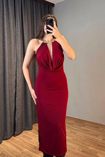 Sorridi Boynu Gold Aksesuarlı Degaje Yaka Yırtmaçlı Sırt Dekolteli Elbise