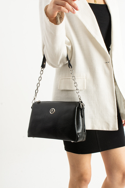 Crazy Women's Chain Strap Shoulder & Crossbody Bag – Multi-Pocket, Secure Design, Stylish