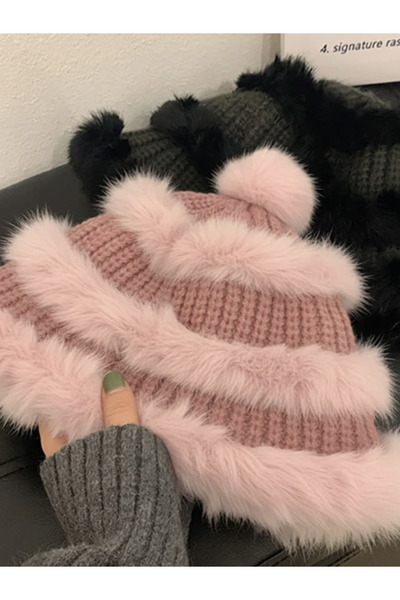 Vanya Women's Furry Hand Knitted Beanie