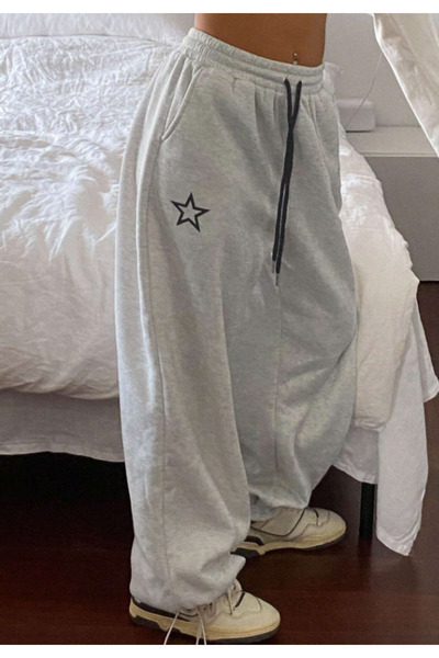 Arz giyim Pantaloni de trening gri de bază pentru femei, cu design confortabi...