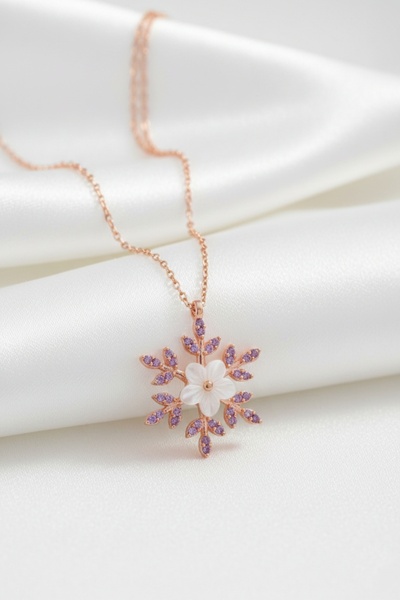 ÇEKİRDEK JEWELRY 925 Ayar Gümüş Manolya Çiçekli Kartanesi Kolye