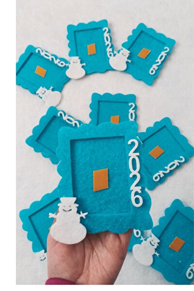 Aydede Oyunevi 10 قطع من المغناطيس الأزرق اللبادي – مع شكل رجل الثلج ⎮ هدية ش...