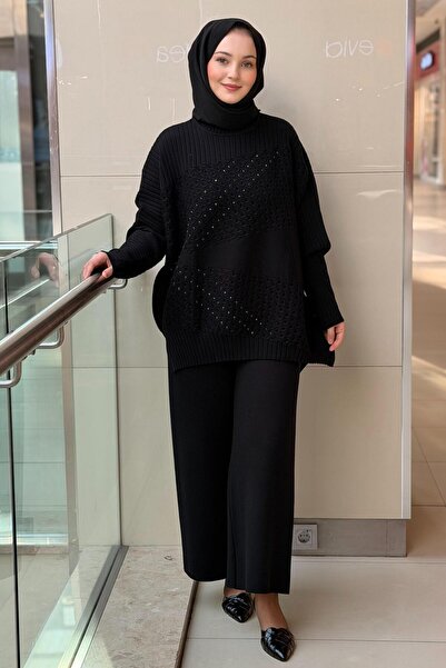 Ghisa Self-Patterned Cross-Stitch Embroidered Tunic Pants Knitwear Set