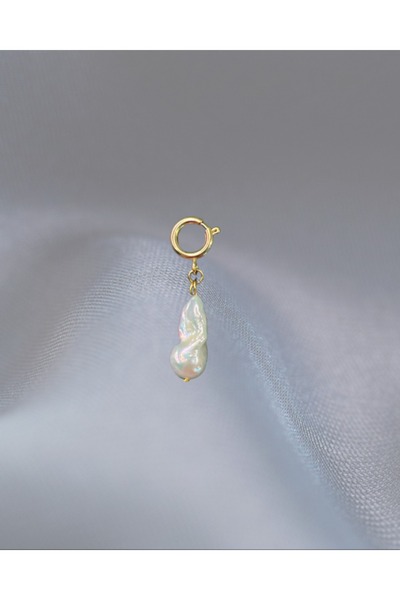 Hi Sisters Baroque Drop – İnci Charm