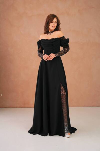 BK BOUTİQUE Krep Kumaş Balen Dantel Detaylı Abiye