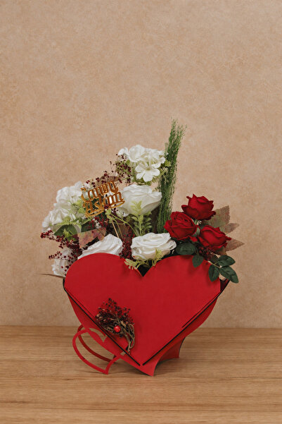 Rhea Store Kalpli Kutu İçinde Yapay Gül Aranjmanı – Özel Tasarım Dekoratif Çiçek